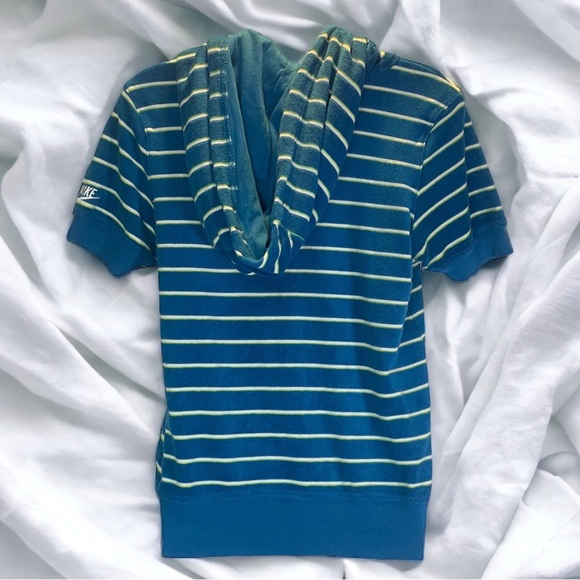 Vintage 90s Y2K Nike Zip Up Short Sleeve Jacket made of Terrycloth - Picture 2 of 6